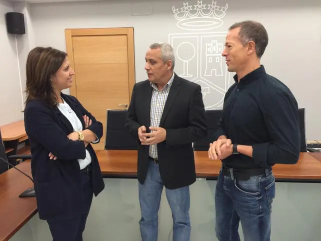 El PSOE incluirá en su programa mejorar la financiación municipal