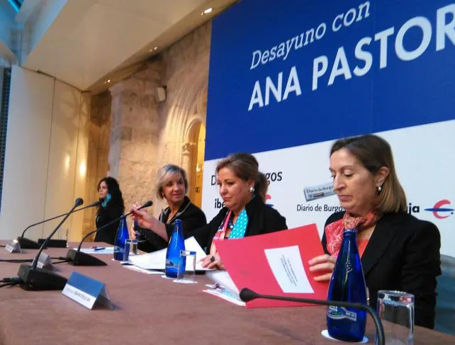 Ana Pastor asegura que no prorrogará la concesión de la AP-1