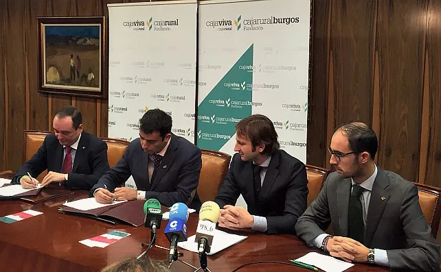 Actualidad Burgos: Caja Rural y AJE firman un convenio para impulsar el emprendimiento