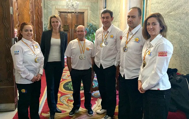 Deportes Burgos: Aqua SOS Burgos presume de medallero