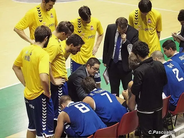 El Miraflores logra una agónica victoria en Huesca (79-80)