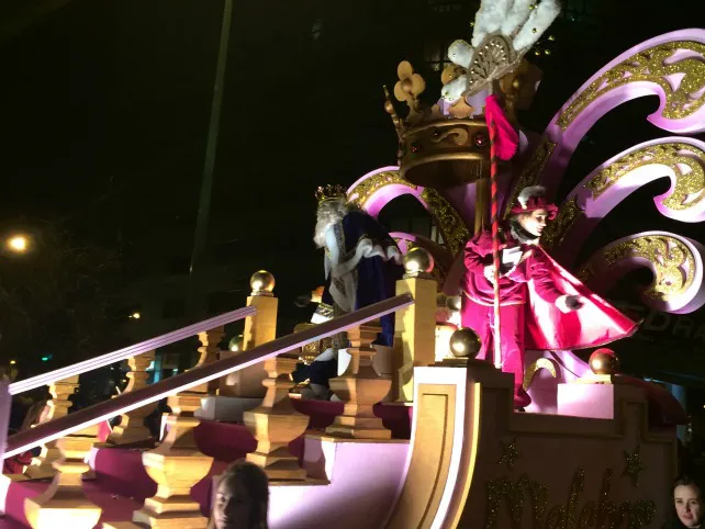 Actualidad Burgos: Los Reyes llegaron ayer a Burgos cumpliendo los deseos de los niños
