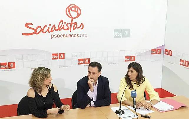 Política Burgos: El PSOE acusa al PP de organizar una Junta de Gobierno para repartirse el regalo de Reyes