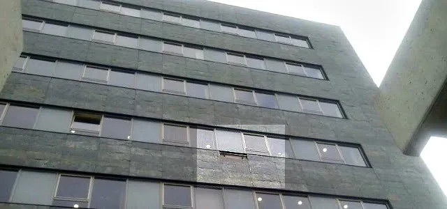 Política Burgos: IUCyL-Equo alerta del deterioro del HUBU ante un desprendimiento de la fachada