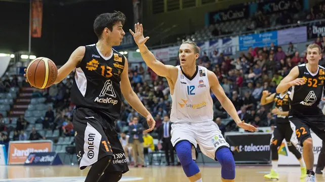 Deportes Burgos: El CB Miraflores nada para morir en la orilla (91-84)