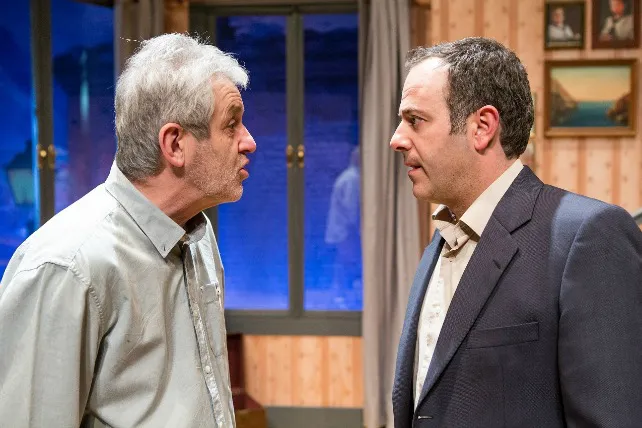 Cultura Burgos: Mitad y mitad, comedia en el Teatro Principal