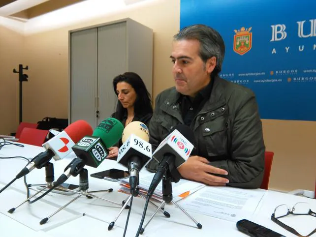 Política Burgos: Ciudadanos, único partido que no suscribe la moción de reprobación al alcalde