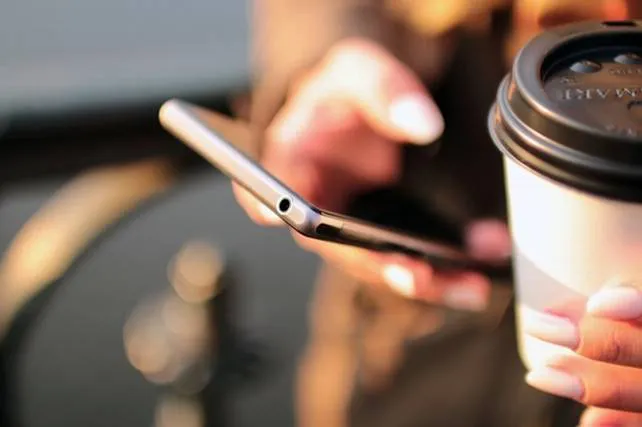 Provincia Burgos: Utilizan los datos de un vecino de La Bureba para contratar 3 líneas de teléfono sin su conocimiento