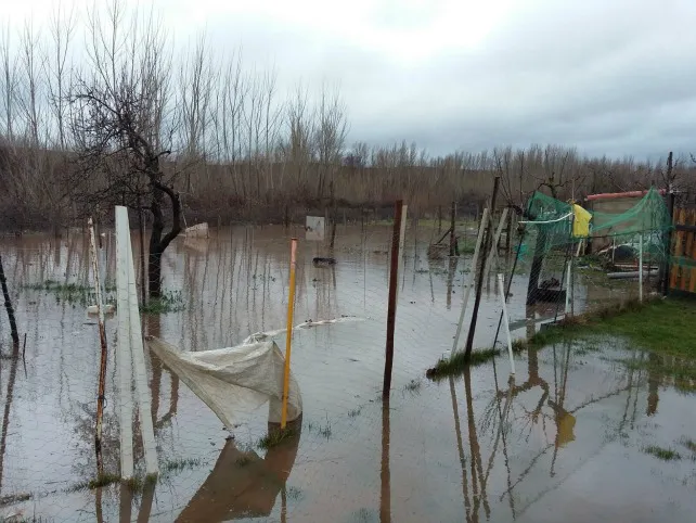 Baja el cauce del río Arlanza