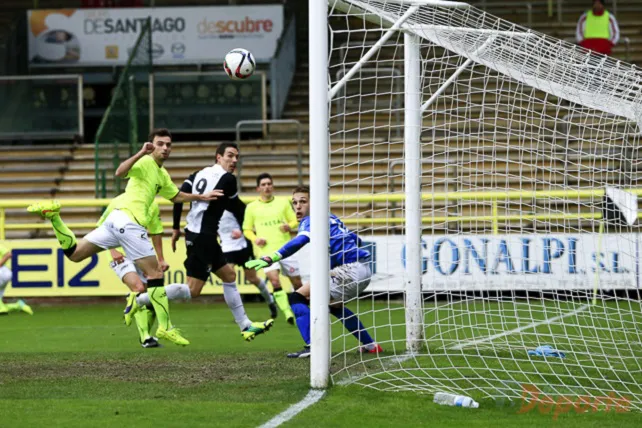 El Burgos no sabe ganar en el Plantío y cede otro empate ante el Lealtad (1-1)