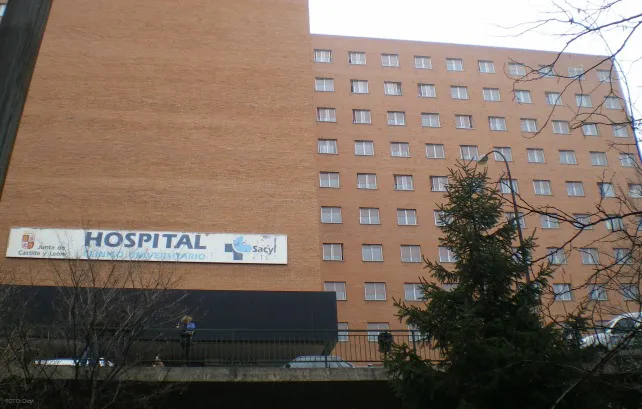 La Junta pagará 96.300 euros a un paciente por un cáncer que no detectó la Sanidad Pública
