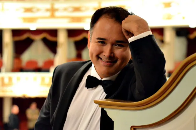 El tenor mexicano Javier Camarena ofrece un recital único en el Patio de la Casa del Cordón