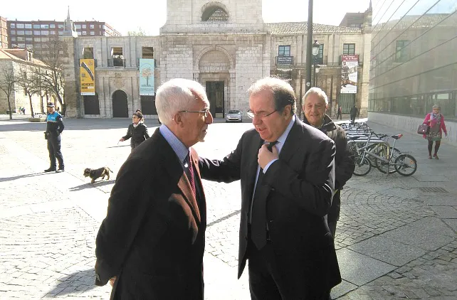 Herrera presenta el II Plan de Lectura de Castilla y León para responder a la nueva demanda social