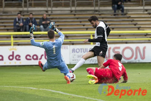 Fútbol Burgos: El Burgos CF supera al Sporting B y acaricia la Copa (2-1)