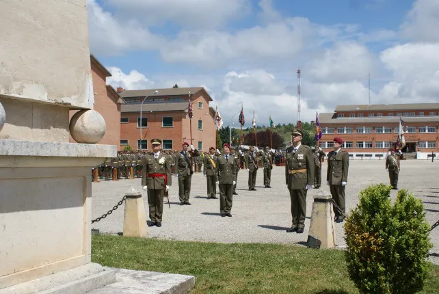 El regimiento de Ingenieros y Transmisiones celebra su patrón