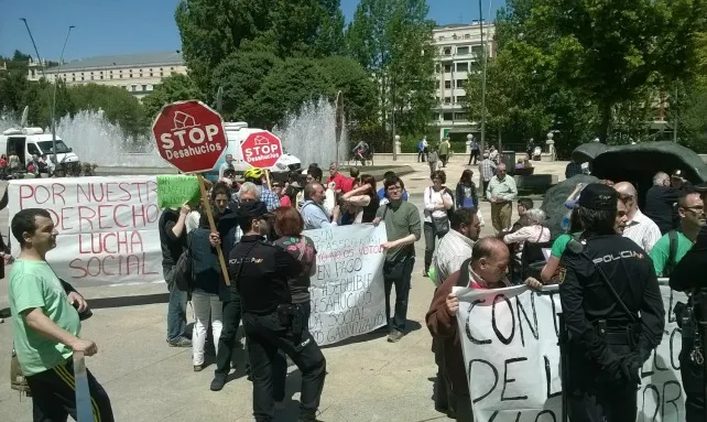 La PAH se concentra por la presencia de Rajoy