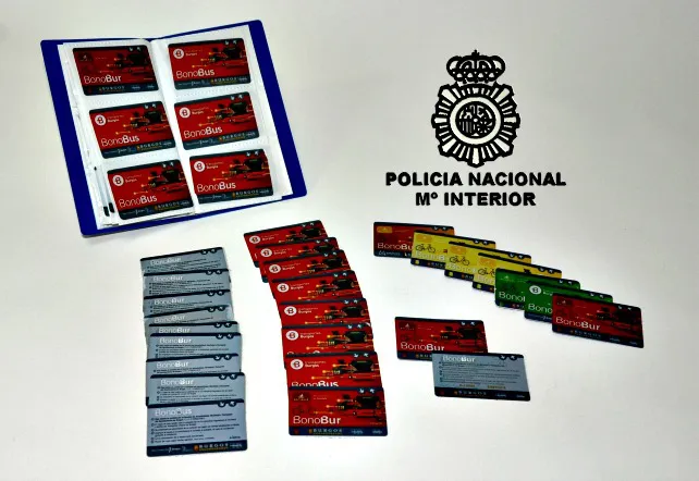 Detenidas seis personas por el fraude de las tarjetas del SAMYT