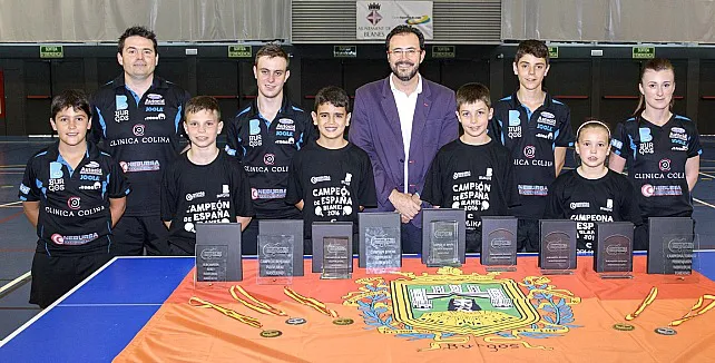 Históricas 8 medallas para el Clínica Colina en Blanes