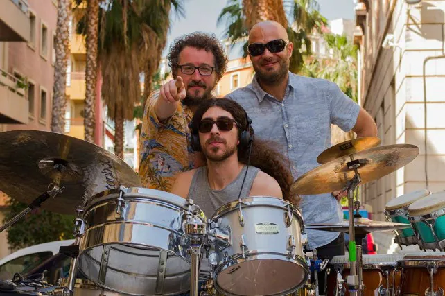 Cancelada la actuación de Shirley Davis & The Silverbacks, tocan Los 300