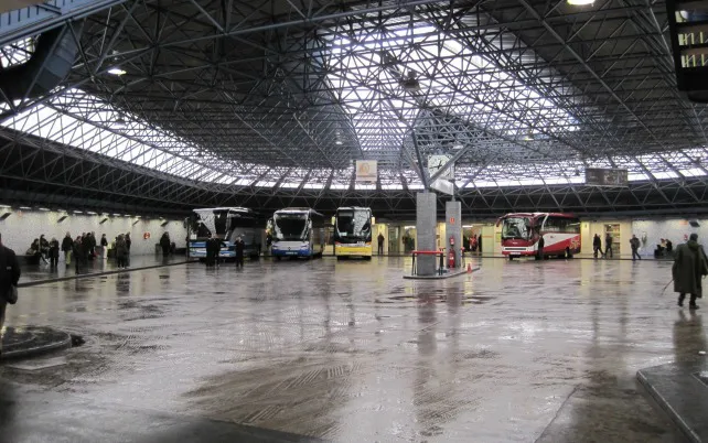 Más autobuses Burgos - Barajas en verano