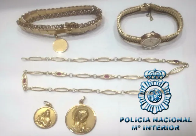 Detenida por hurto una cuidadora de una mujer mayor