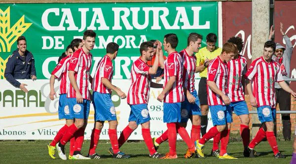 El Atlético Tordesillas defenderá el Toro de la Vega en su equipación