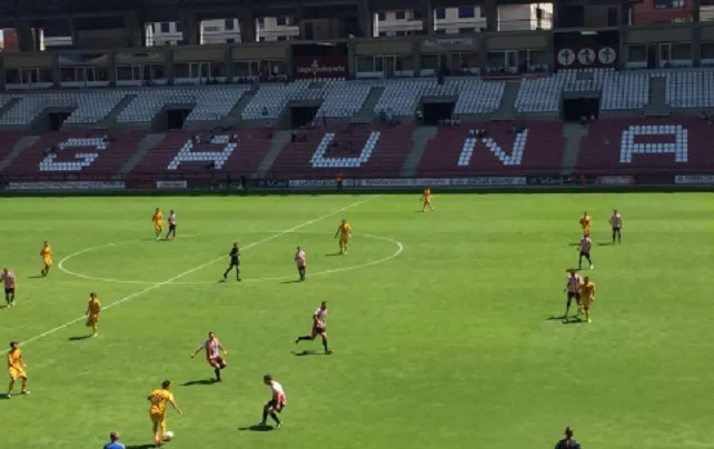 El Burgos CF empata con el Logroñes antes del debut liguero