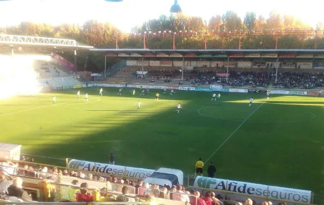 Fútbol Burgos: Primera victoria de la temporada del Burgos CF