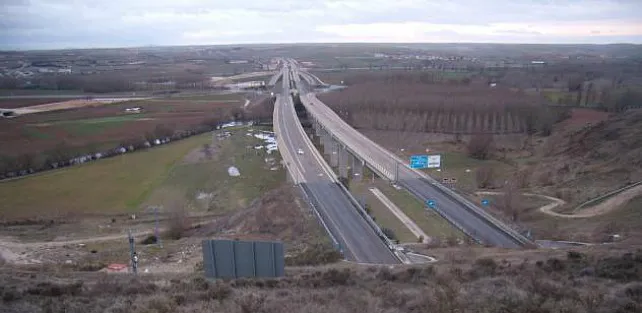 La Junta declara de emergencia la contratación de obras en el túnel de Tardajos en la León-Burgos