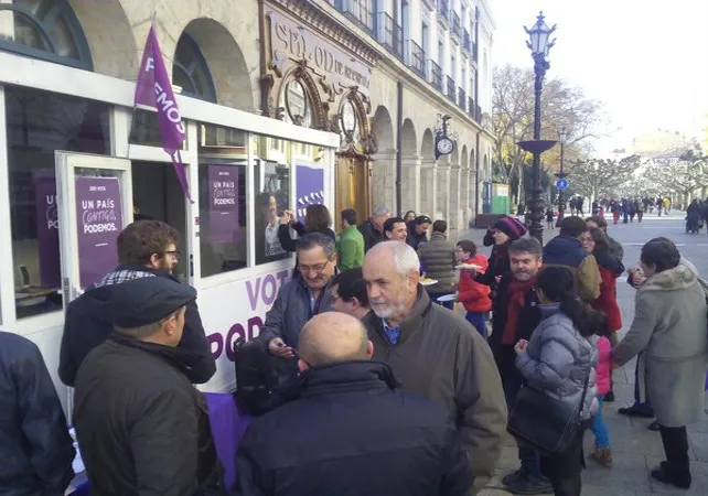 Cerca de sus votantes