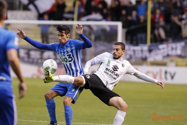 Fútbol Burgos: Empate sin goles del Burgos CF frente a la Ponferradina