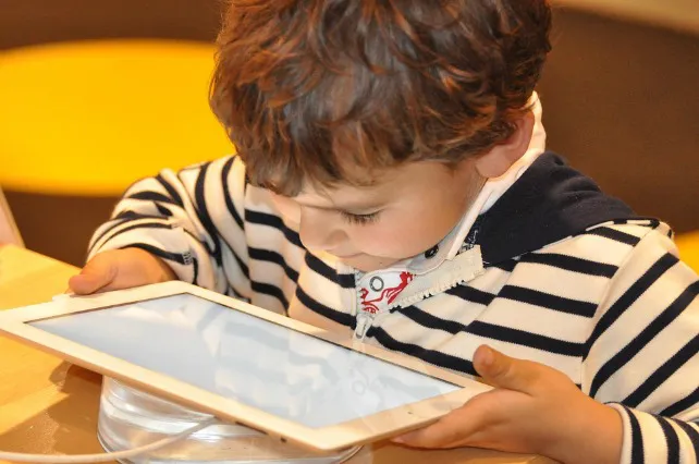 Educación Burgos: Educación destina más de 150.000 euros para la adquisición de dispositivos digitales