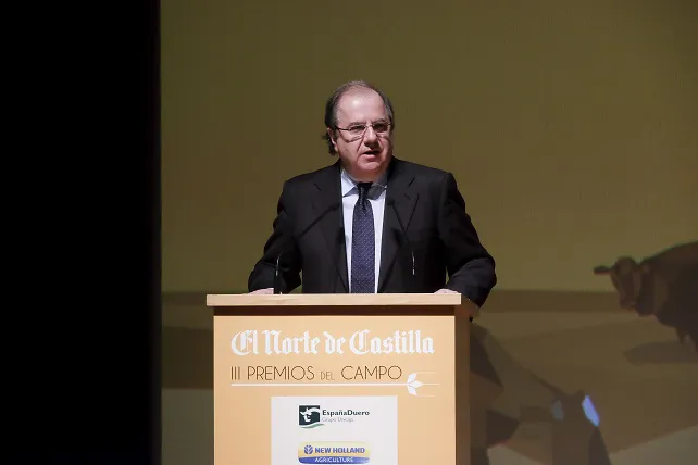 Herrera y De la Serna analizan los principales retos y necesidades de Castilla y León en infraestructuras, transporte y vivienda