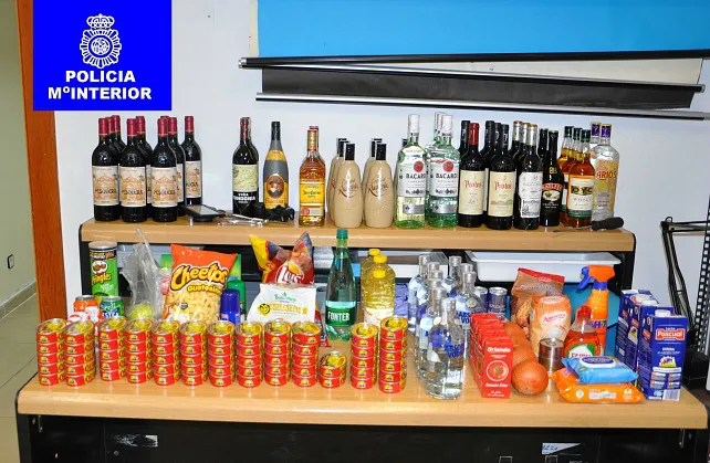 Tres detenidos por robar en un supermercado productos por valor de 470 euros