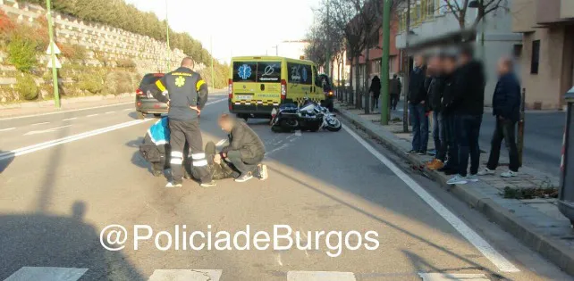 Una colisión entre un turismo y una motocicleta en Burgos provoca un herido