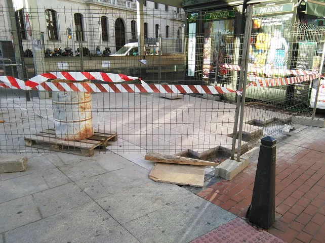 Se abre al tráfico peatonal parte de la Plaza de Santo Domingo