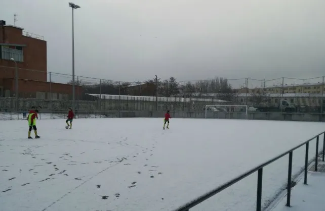 Caen los primeros copos del año en la provincia de Burgos