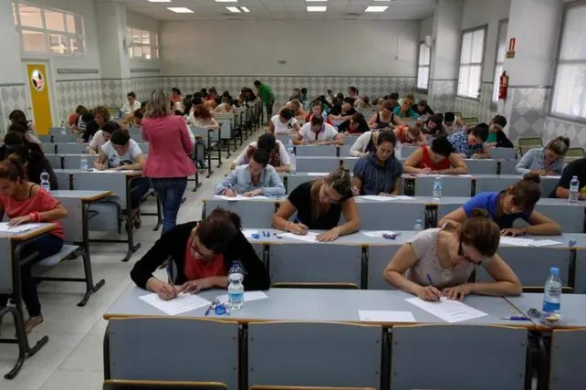 Educación Burgos: Profesores de Secundaria denuncian el desprecio de la Junta al anunciar otro año sin oposiciones de enseñanzas medias