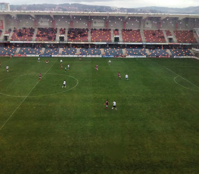El Pontevedra le da la vuelta al marcador y vence al Burgos