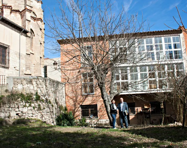 La Asociación Casco Histórico Alto y Cáritas Burgos promueven un barrio más solidario y sostenible