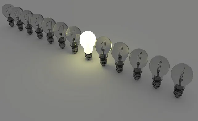 Economía y Empresa Burgos: El recibo de la luz de febrero, un 22% más caro que hace un año