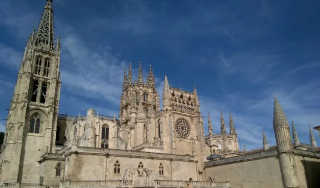 Actualidad Burgos: El Ayuntamiento empieza ahora a trabajar en el VIII Centenario de la Catedral