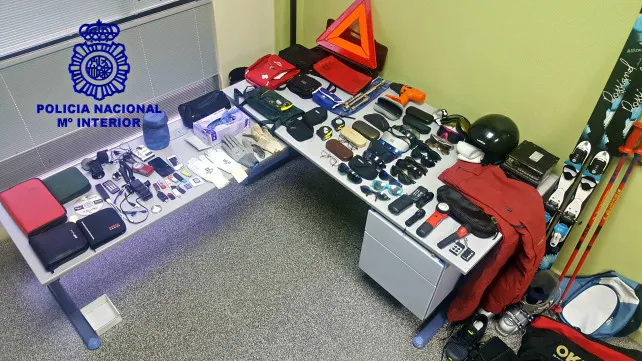 Actualidad Burgos: Agentes de la Policía detienen a un vecino de Burgos por robos cometidos en el G-3
