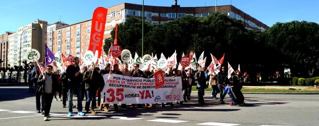 Las centrales sindicales se movilizan para recuperar sus derechos perdidos