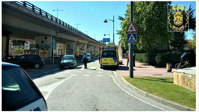 Sucesos Burgos: Herida una ciclista en una colisión entre un coche y una bici