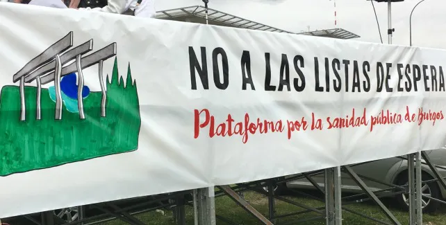Sanidad Burgos: 700 ciudadanos se concentran en el HUBU contra la manipulación de las listas de espera