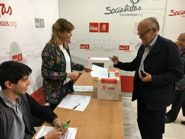 Actualidad Burgos: Los socialistas burgaleses eligen también a su líder nacional