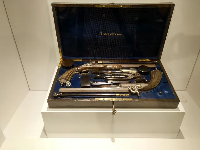 Cultura Burgos: La evolución de las armas de fuego portátiles ya se puede ver en Capitanía