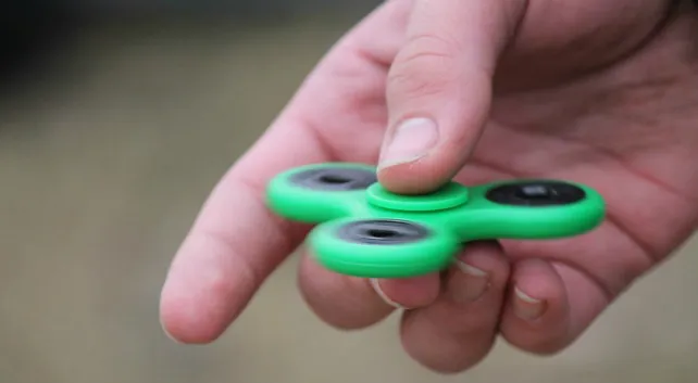 Local Burgos: Fidget spinner: el juguete de moda