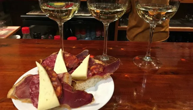 Actualidad Burgos: Los españoles consumimos entre 1 y 5 tapas cuando salimos, especialmente los fines de semana